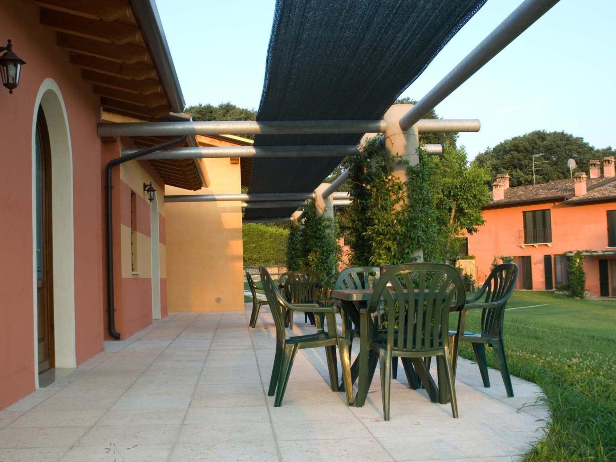 B&B Borgo Tre Case Cavriana Exteriör bild