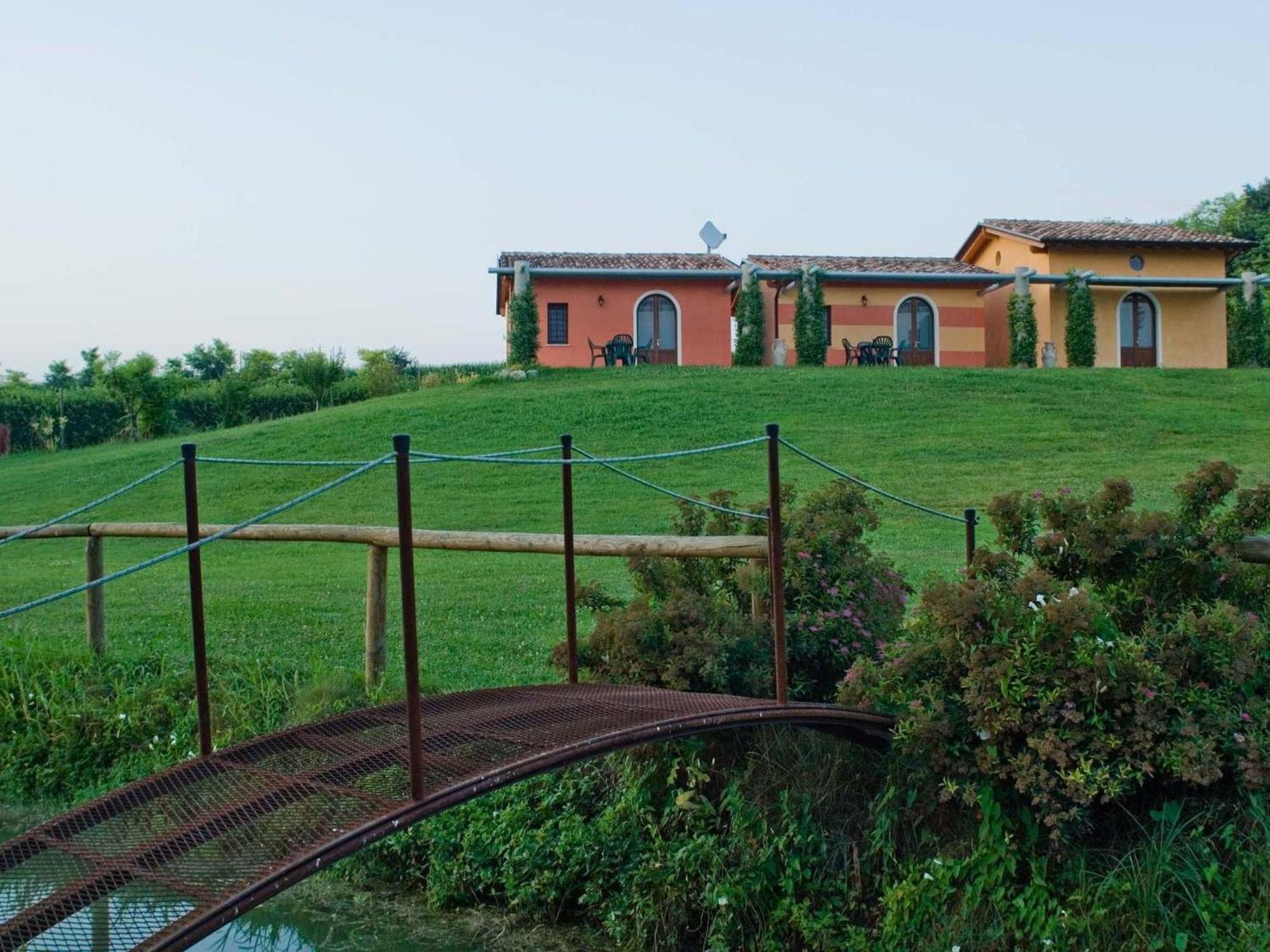 B&B Borgo Tre Case Cavriana Exteriör bild