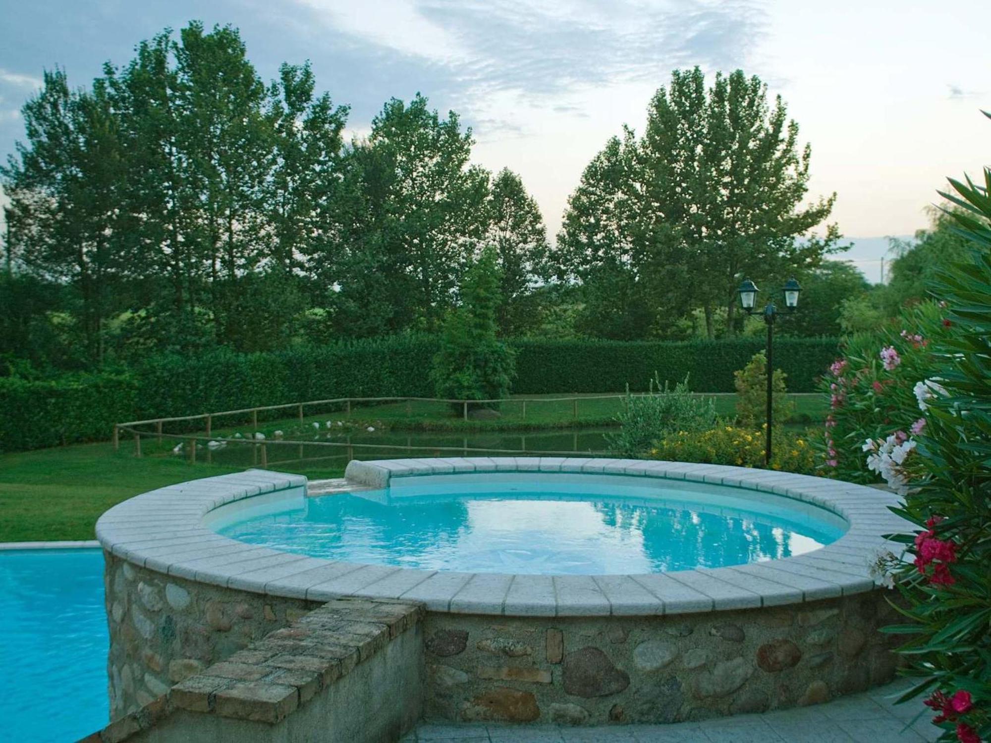 B&B Borgo Tre Case Cavriana Exteriör bild