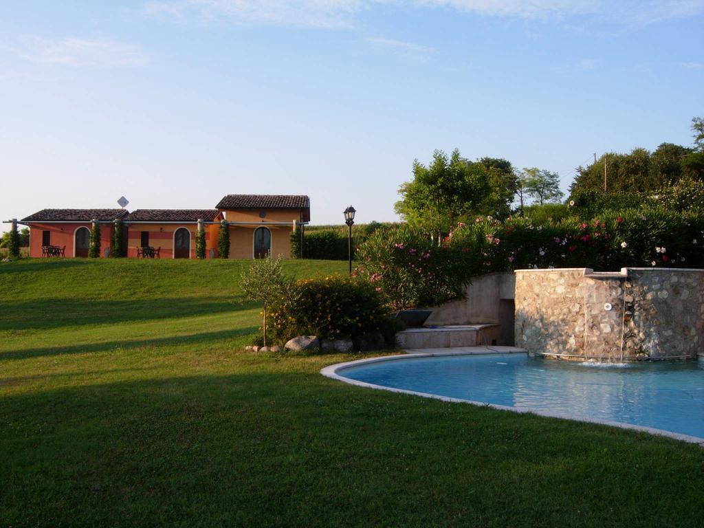 B&B Borgo Tre Case Cavriana Exteriör bild