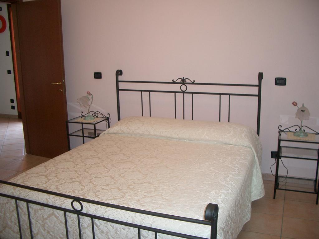 B&B Borgo Tre Case Cavriana Exteriör bild