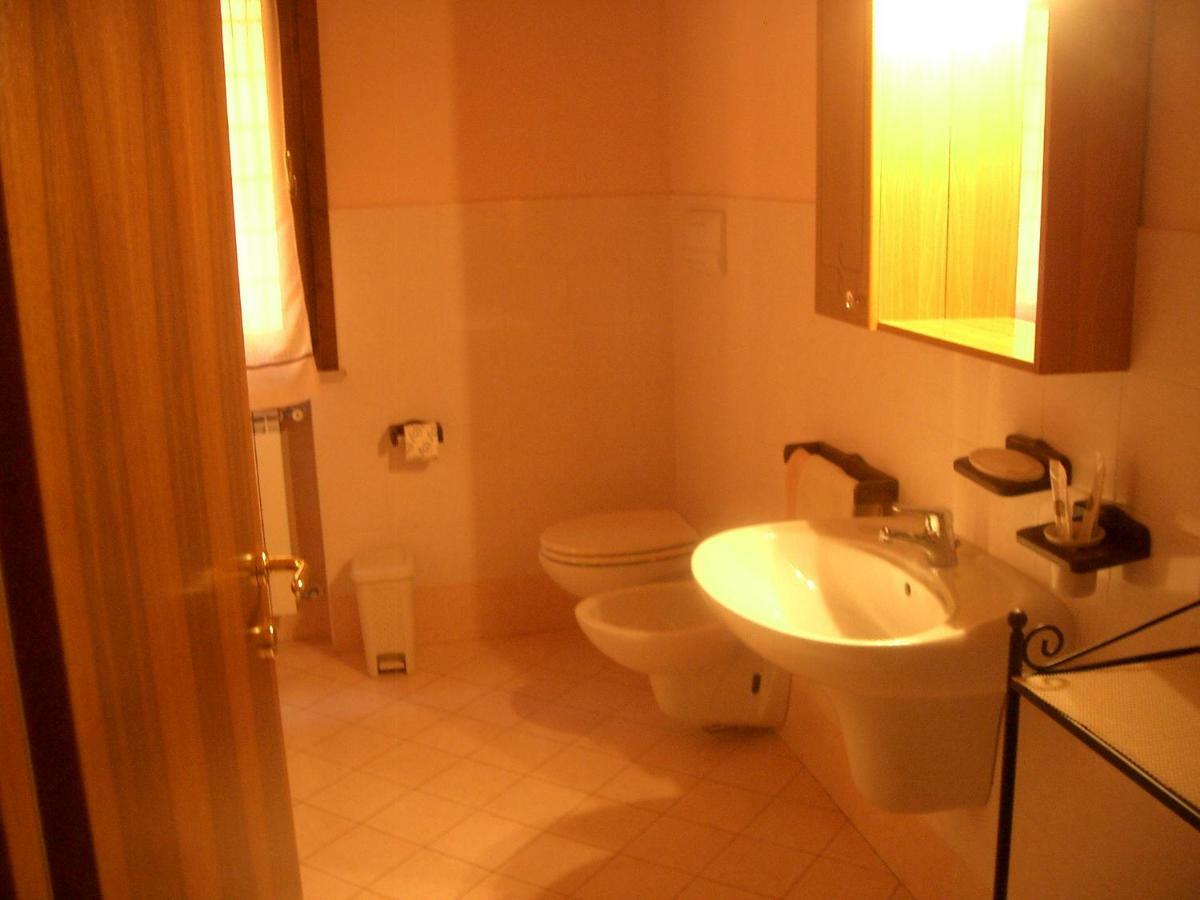 B&B Borgo Tre Case Cavriana Exteriör bild